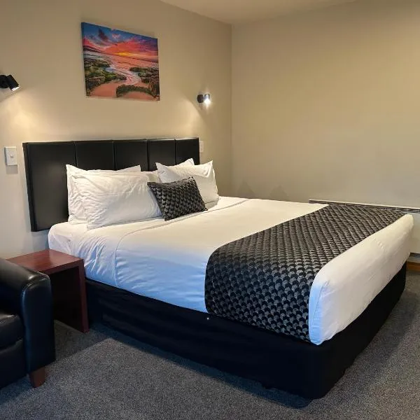 Shelby Motor Lodge、インバーカーギルのホテル