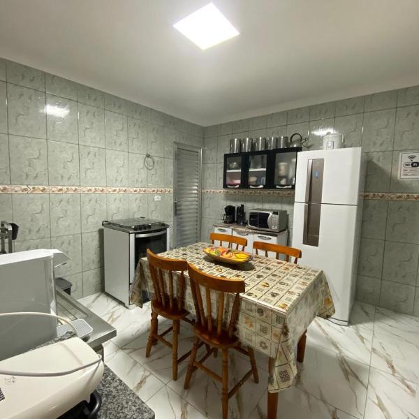 Casa simples e aconchegante 1 quarto, ar condicionado