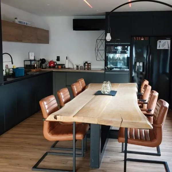 Apartment in Vichte 1 Bedroom, hotel v destinaci Anzegem