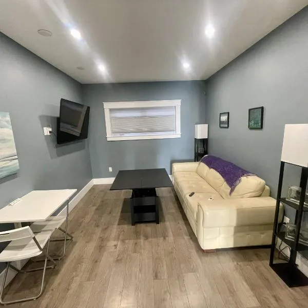 Long Lake Getaway - Quiet Accessible Suite with no Stairs / Steps, hotel v destinaci Halifax