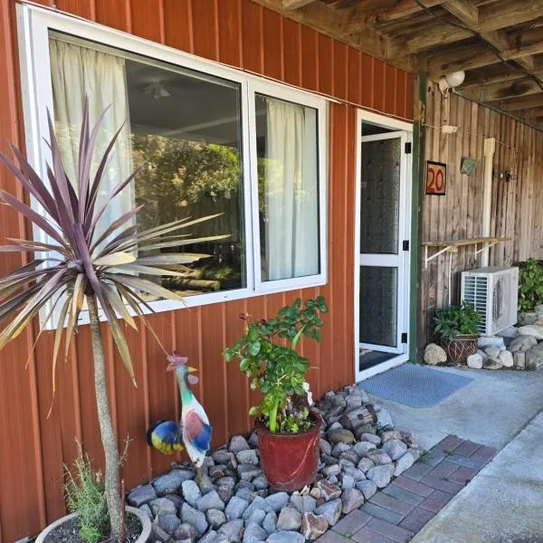 The Redbarn, hotel v destinaci Turangi