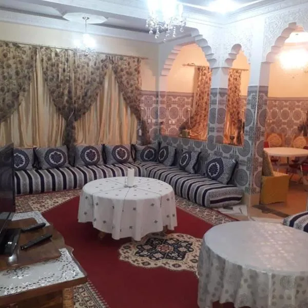 Tata Guest House, hotel v destinaci Tatta