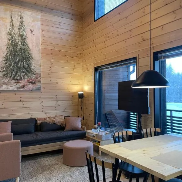 Pitkäkuusen Helmi, hotel em Äkäslompolo