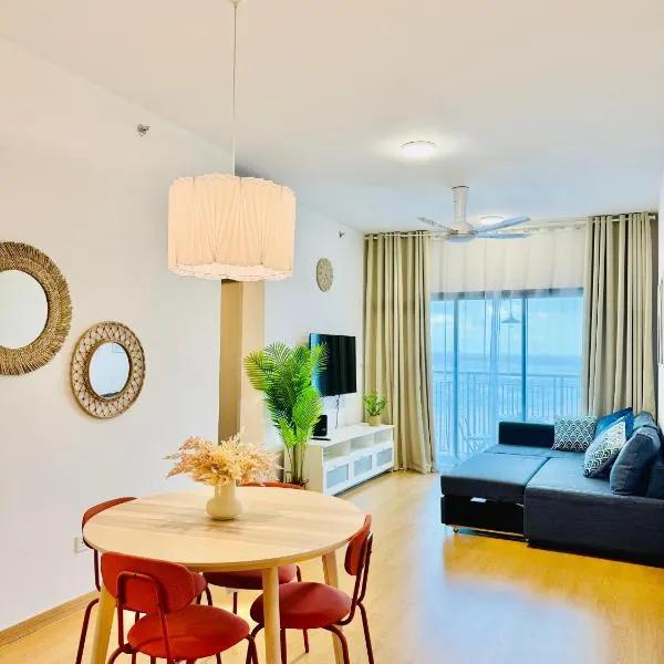 J Casa - Splash Mania Gamuda Cove, hotel in Pulau Kempas