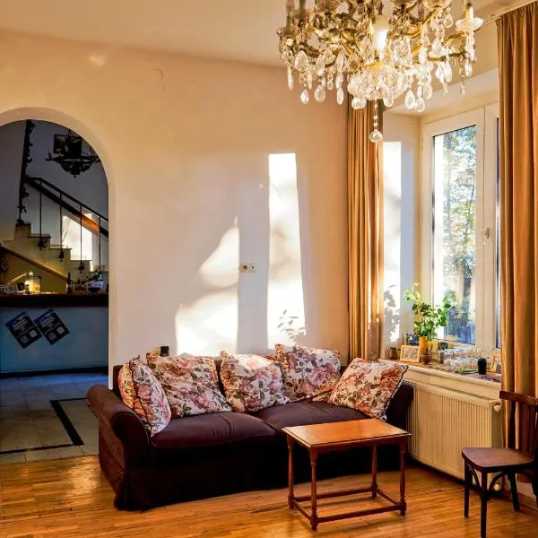 Triple eight hotel, hotel in Tbilisi City