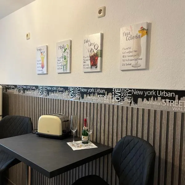 Gemütliches Apartment mit Balkon und Parkplatz im Zentrum, hotel in Bayreuth