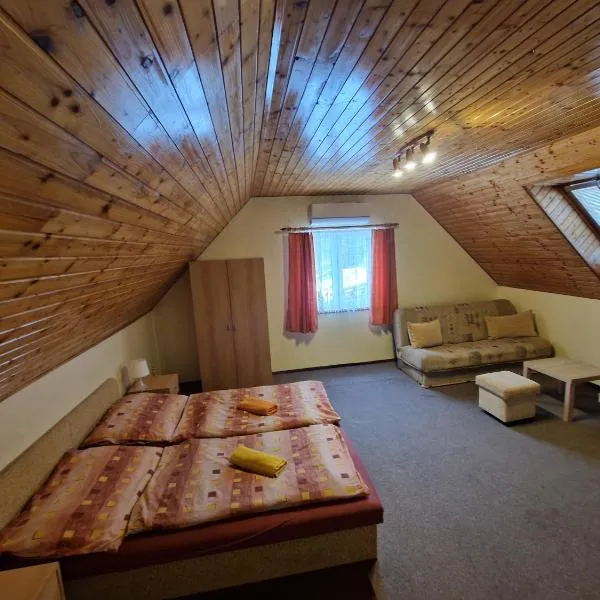 Ubytování Na Vršku Slapy - Měřín, hotel in Rabyně
