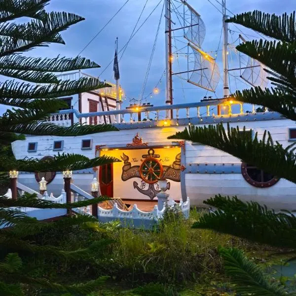 Boat and House Resort Khao Kho, hotel in Khao Kho