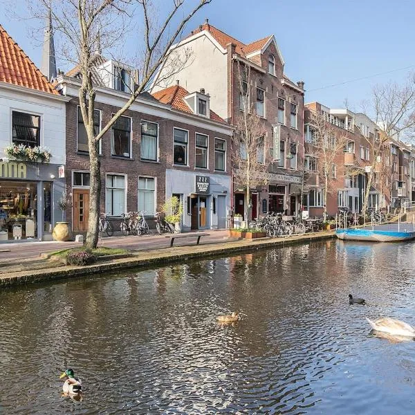 Studio aan de gracht, hotel v destinaci Delft