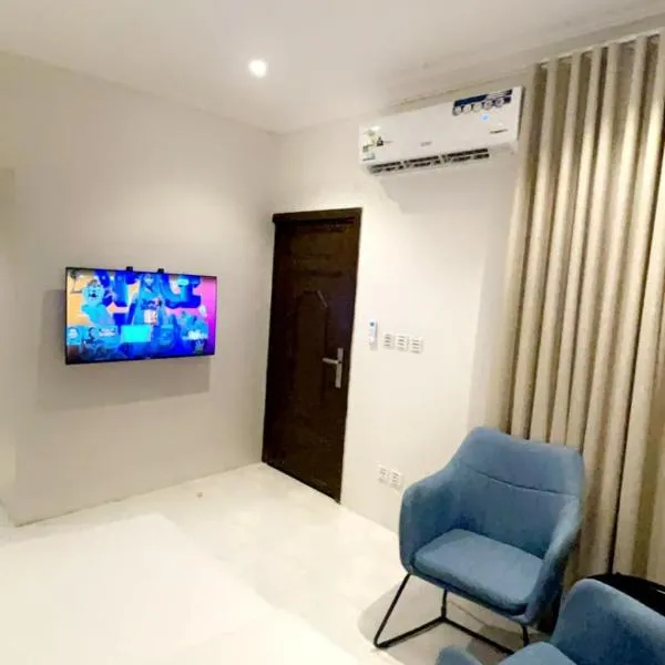 غرف فاخرة مفروشه للايجار, ξενοδοχείο στη Τζέντα