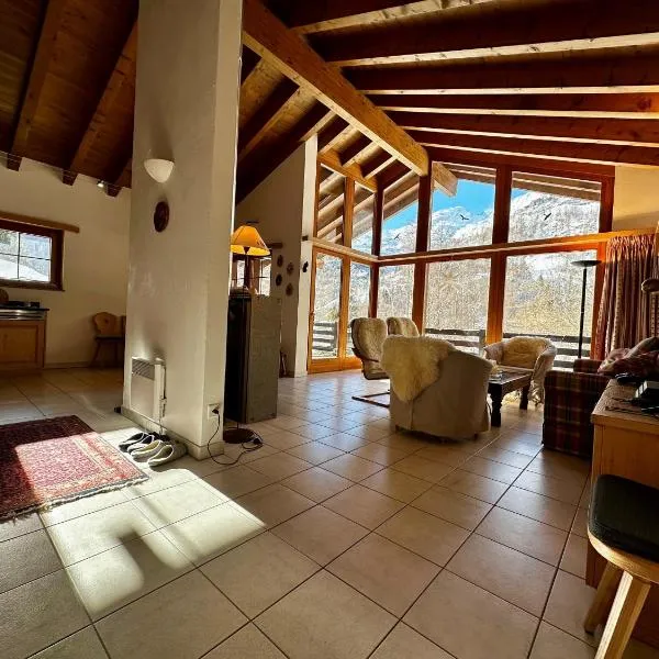 Chalet Christitia, hotel v destinaci Saas-Grund