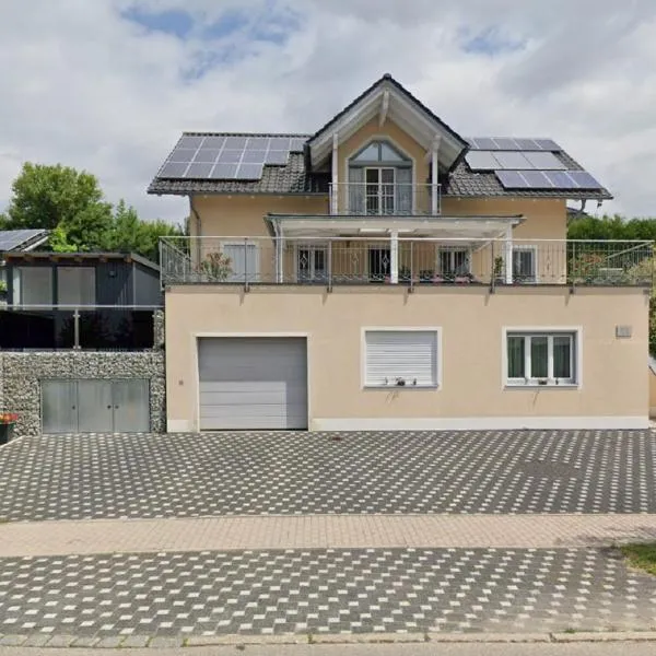 Ferienwohnung Fernblick، فندق في Neukirchen vorm Wald