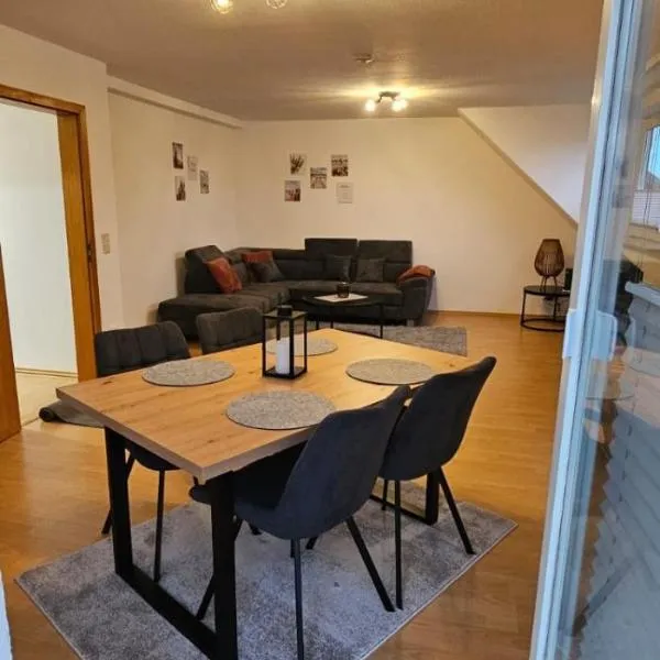 Ferienwohnung Alte Wache 12 DG, hotel v destinaci Holzminden