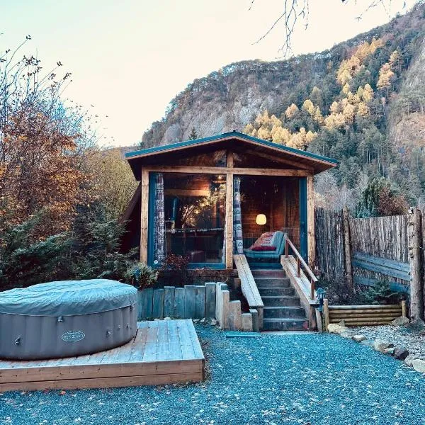 Petit chalet à bourg d oisans, hotel v destinaci La Paute