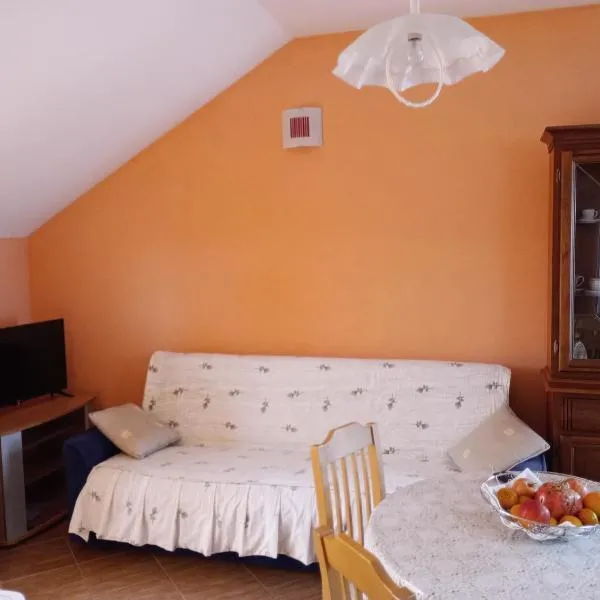 Apartmani Laura, hotel a Kamenari