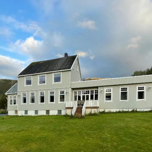 Villa Godfjord, hotel in Sortland