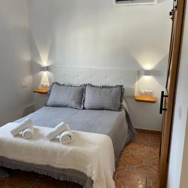 Casa de la Miel, hotel in Setenil