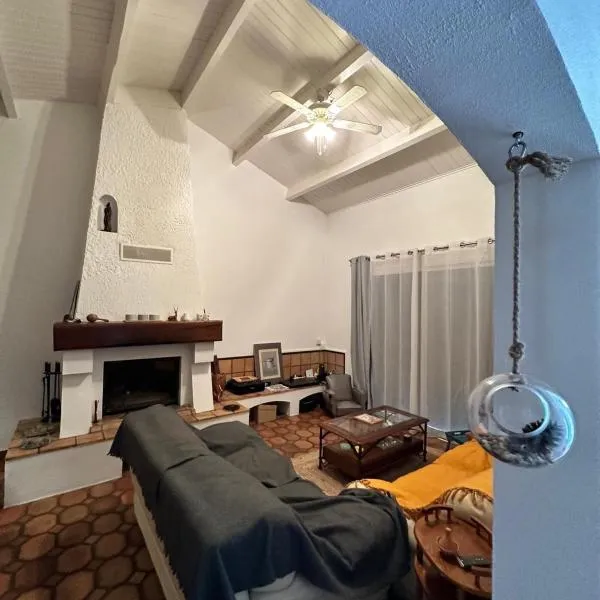 Plain pied aux portes de La Rochelle 2chbres, hotel in Saint-Xandre