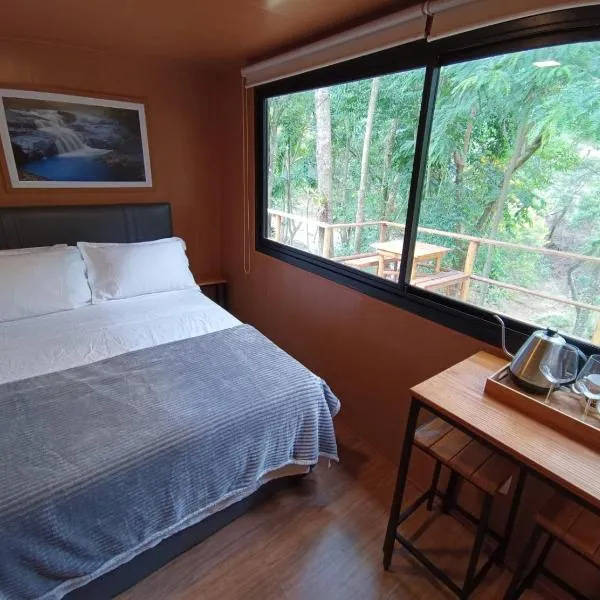 Vibe Container CAPARAÓ AMARELO, hotel in Pedra Menina