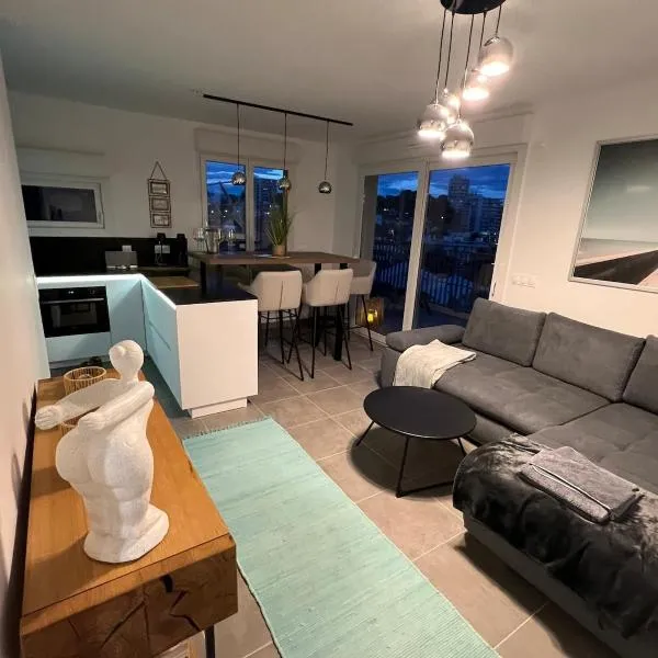 New Appartment in Antibes, hotel a Antibes