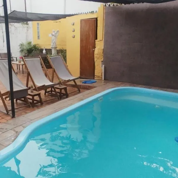 Casa Mali, zona centro, con piscina, asador y muy amplia, Hotel in Ciudad Valles