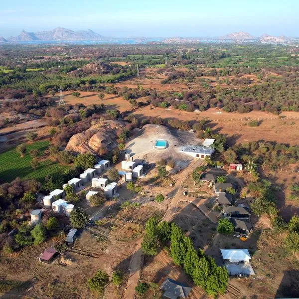 Thour Nature Resort - Jawai Leopard Safari Camp, hotel v destinaci Bera