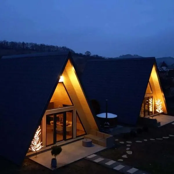 La Căsuțe, hotel in Silvaşu de Jos