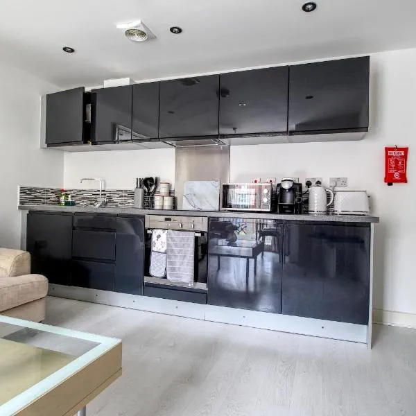 Beautiful 2 Bed House, Central spot with free parking, hotel en Wakefield