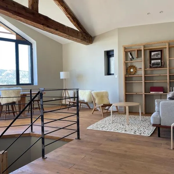 Grande Bergerie et sa vue incroyable, hotel a Réal