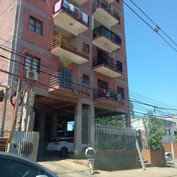 Departamento de 3 Dormitorios, hotel v destinaci Encarnación