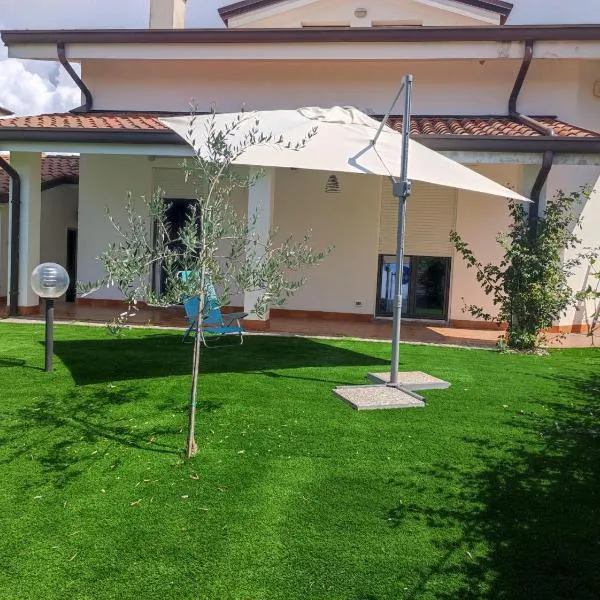Affittacamere Dal Gallo, hotel v destinaci Staranzano