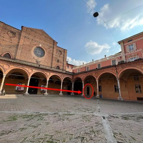 The Window on the courtyard, Entire Apartment - La Finestra sul cortile, Intero Appartamento: Bologna şehrinde bir otel