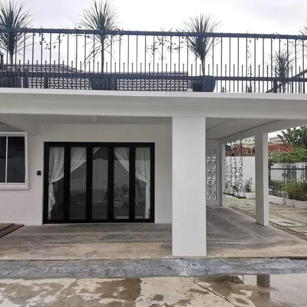 Grandma homestay 老家民宿, hotel in Muar