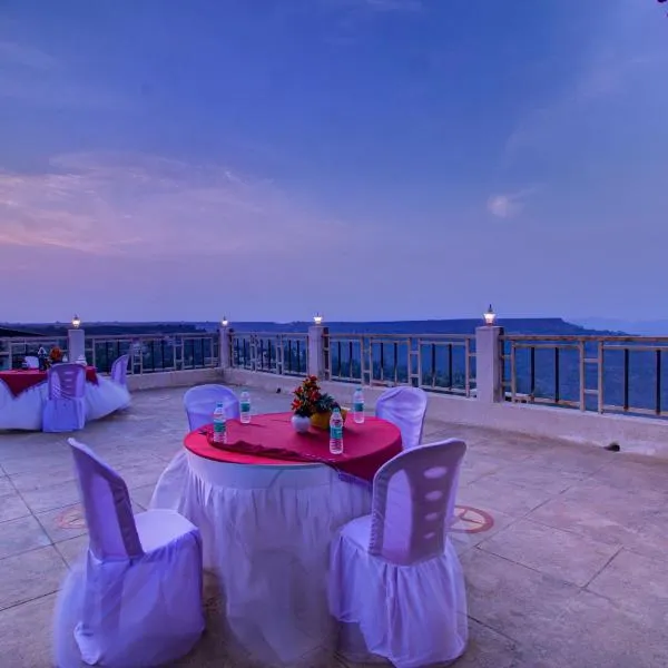 TAJ VILLA Mahabaleshwar !, hotel v destinaci Mahábalešvár