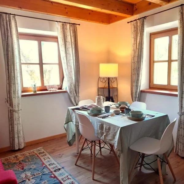Chalet Dolomiti، فندق في Sant’Orsola