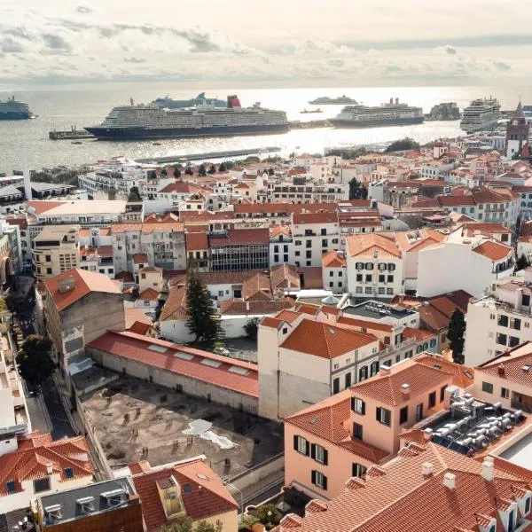 Funchal Essence by Atlantic Holiday: Funchal'da bir otel