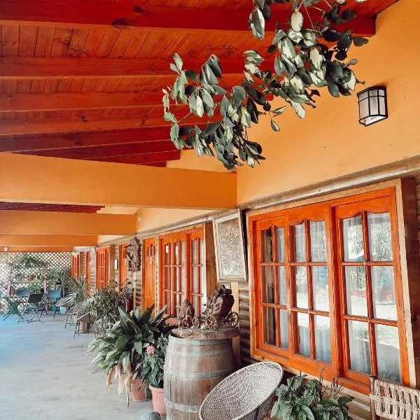 Hostal El Fogón, hotel in San Vicente de Taguatagua