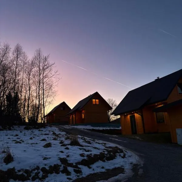 Domki na polanie, hotel in Roztoki