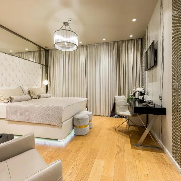 Luxury Rooms Fortuna, hotel in Split