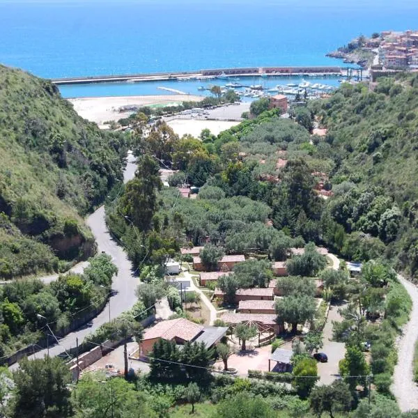 Family Resort Cala di Luna, hotel in Marina di Camerota