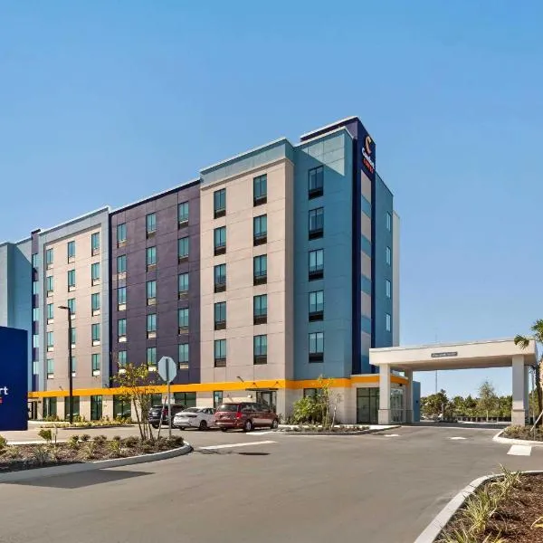 Comfort Suites Titusville near Kennedy Space Center, hotel in Titusville