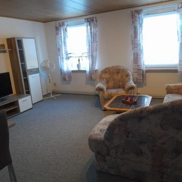 2 Raum Wohnung im DG, hotel v destinaci Zwickau