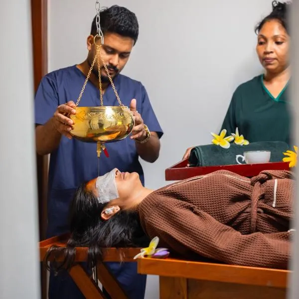 Ayuwaters Authentic Yoga and Ayurveda Retreat by the River All Inclusive, hotel v destinaci Beruwala