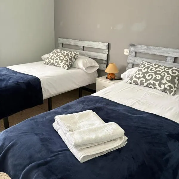 Hostal Pueblo Viejo, hotel v destinaci Belchite