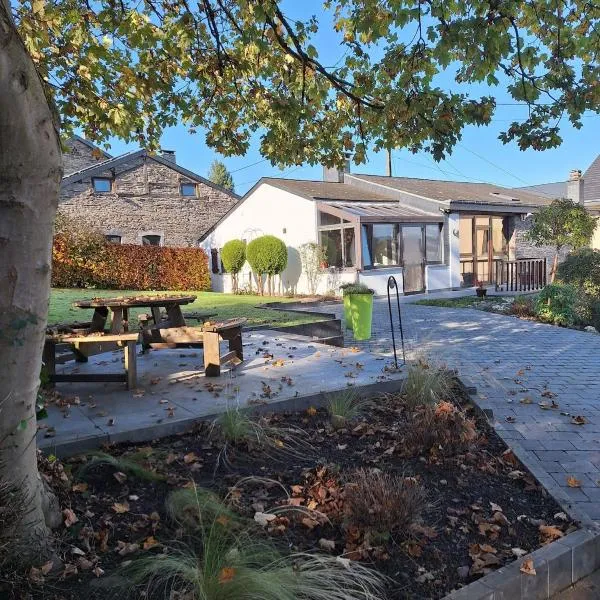 Gite Le Grenier, hotel v destinaci Lierneux