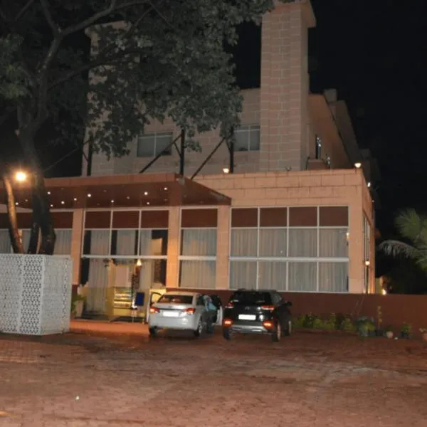 TGN SUITES - HOTEL, hotel in Raipur