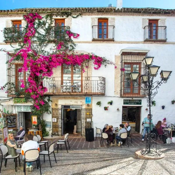 The Old House Marbella, hotel in Marbella