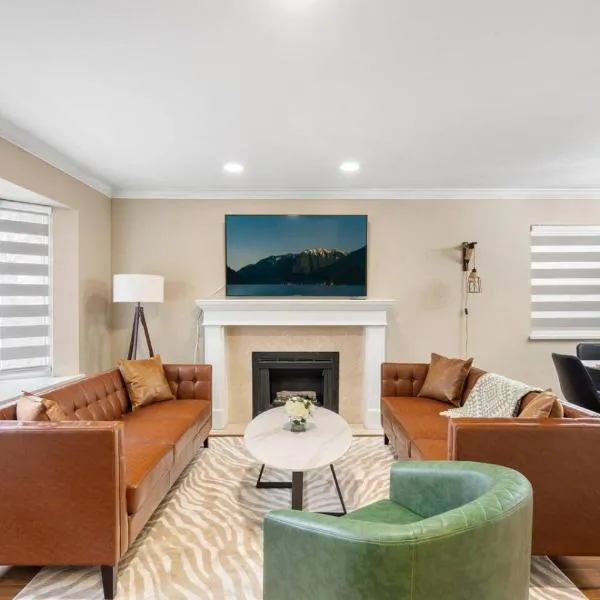 Viesnīca Spacious Family Retreat Central to YVR and Downtown Vankūverā