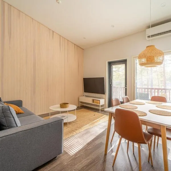 Sunvillas A23 - Saunallinen huoneisto keskellä Hiekkasärkkiä, hotel di Kalajoki
