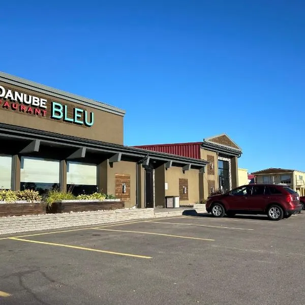 Hotel Danube Bleu, hotel di Forestville